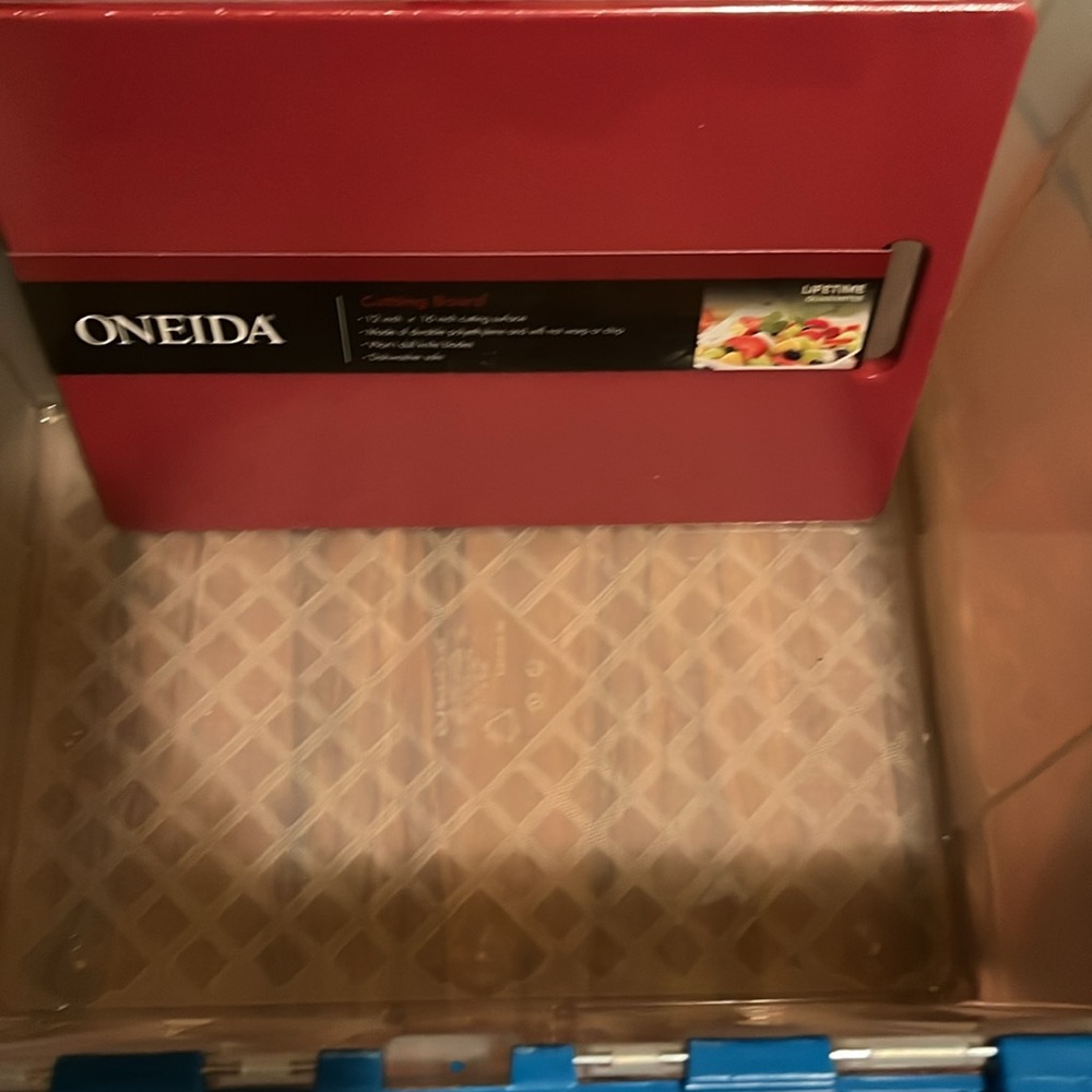Oneida Cutting Board New - Picture 2 of 15
